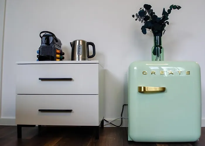 Διαμέρισμα Homely 9 - Stylish & Convenient Self-check-in In